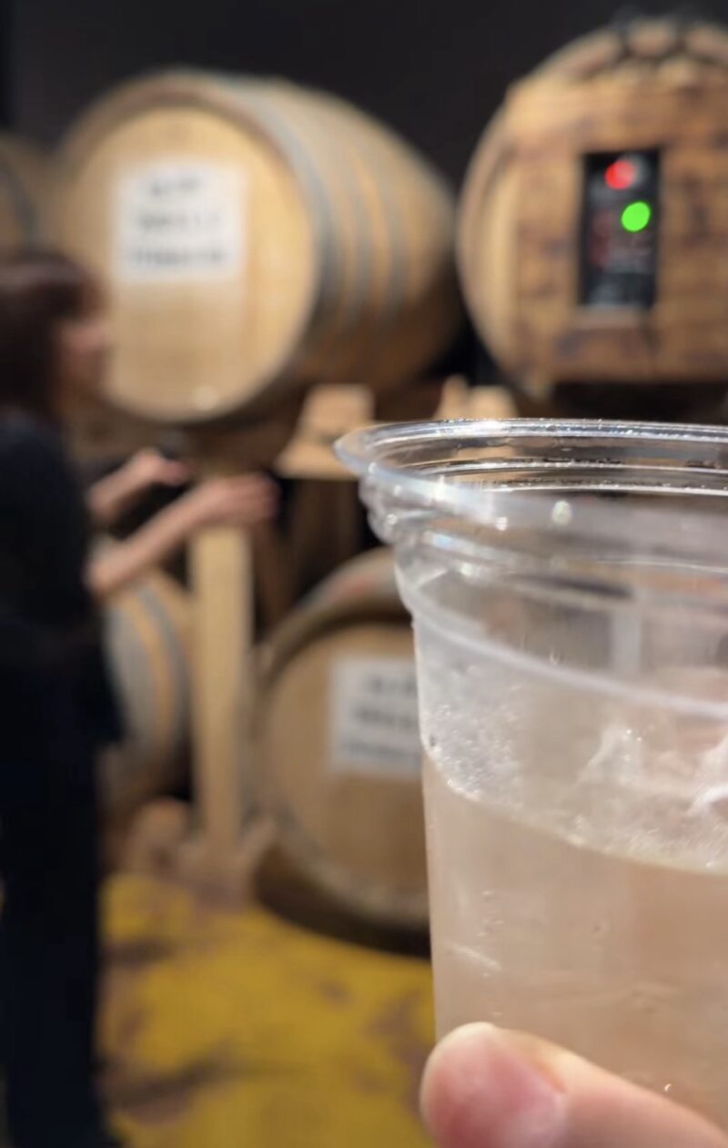 奄美大島・名瀬にある西平酒造の蔵内